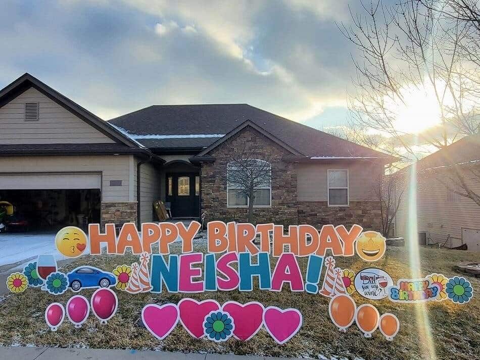 happy birthday yard signs como